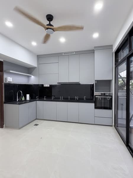 Eng Kong Garden, Eng Kong Garden, 4 Bedrooms, 2,713 sqft, Semi-Detached House For Rent, by Josephine Ng, 500117035 - Kitchen - PropertyGuru.com.sg