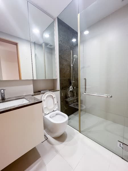 Buckley Classique, 11 Buckley Road, 3 Bedrooms, 1,410 sqft, Condominium For Rent, by Phyllis Tan, 500117043 - Bathroom - PropertyGuru.com.sg