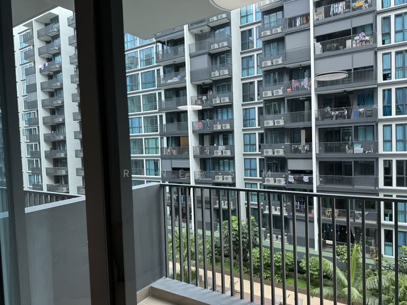 Treasure at Tampines, 17 Tampines Lane, 1 Bedroom, 463 sqft, Condominium For Sale, by Renee Sim, 500117051 - Balcony - PropertyGuru.com.sg