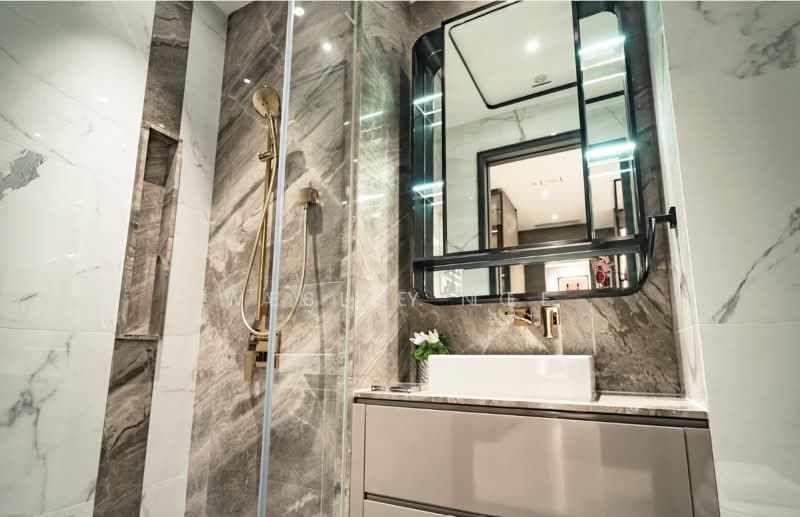 Perfect Ten, 323 Bukit Timah Road, 2 Bedrooms, 764 sqft, Condominium For Rent, by Alize Ng, 500117052 - Bathroom - PropertyGuru.com.sg