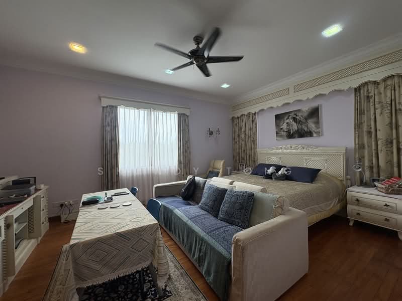 Corner Semi D tastefully renovated @ Serangoon Garden, , 5 Bedrooms, 5,500 sqft, Semi-Detached House For Sale, by Shandy Tong, 500117055 - Bedroom - PropertyGuru.com.sg