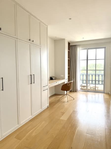 La Suisse I, 62 Swiss View, 5 Bedrooms, 4,090 sqft, Condominium For Rent, by Christina Chong, 500117058 - Master Bedroom Entrance - PropertyGuru.com.sg