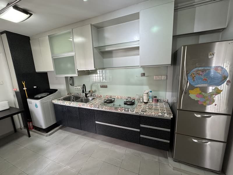 684C Choa Chu Kang Crescent, 684C Choa Chu Kang Crescent, 3 Bedrooms, 969 sqft, HDB Flat For Rent, by Zane Soo 苏昱能, 500117063 - Kitchen - PropertyGuru.com.sg