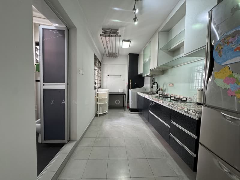 684C Choa Chu Kang Crescent, 684C Choa Chu Kang Crescent, 3 Bedrooms, 969 sqft, HDB Flat For Rent, by Zane Soo 苏昱能, 500117063 - Kitchen - PropertyGuru.com.sg
