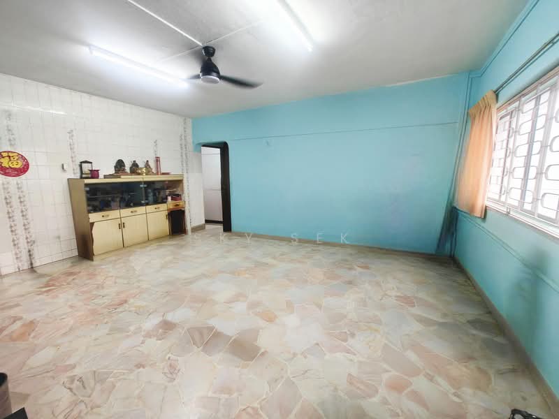 For Sale - 411 Jurong West Street 42