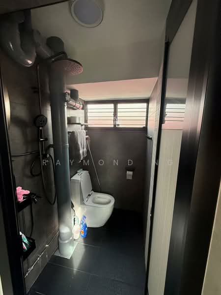 474 Ang Mo Kio Avenue 10, 474 Ang Mo Kio Avenue 10, Room Rental, 120 sqft, HDB Flat For Rent, by Raymond Ng, 500117082 - Bathroom - PropertyGuru.com.sg
