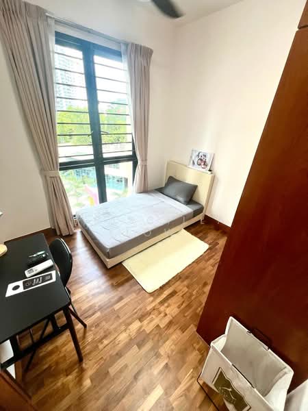 Tanglin View, 150 Prince Charles Crescent, Room Rental, 100 sqft, Condominium For Rent, by Priscilla Low, 500117085 - Bedroom - PropertyGuru.com.sg