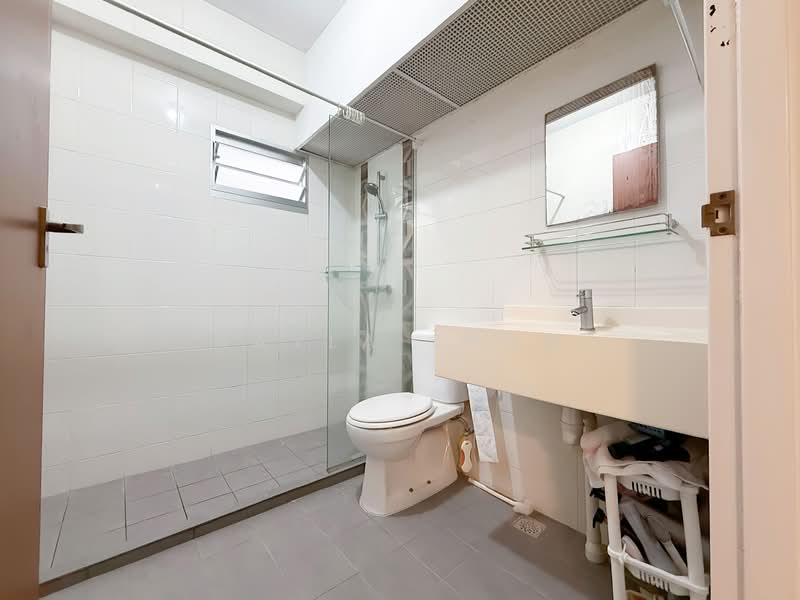 426D Yishun Avenue 11, 426D Yishun Avenue 11, 3 Bedrooms, 1,206 sqft, HDB Flat For Sale, by Rayla Shao, 500117092 - Bathroom - PropertyGuru.com.sg