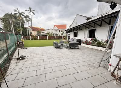 For Sale - ★EMINENCE LANDED★ D20 Freehold Corner Terrace @ Jalan Leban – Massive Land for Rebuild