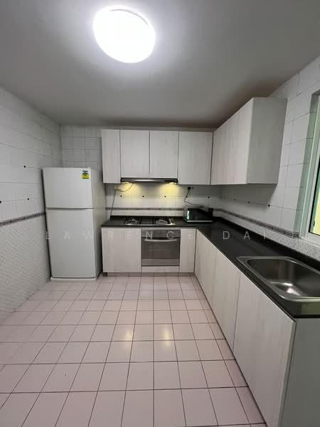 Royal Palm Mansions, 330 Pasir Panjang Road, Room Rental, 150 sqft, Condominium For Rent, by Lawrence Dai, 500117103 - Kitchen - PropertyGuru.com.sg