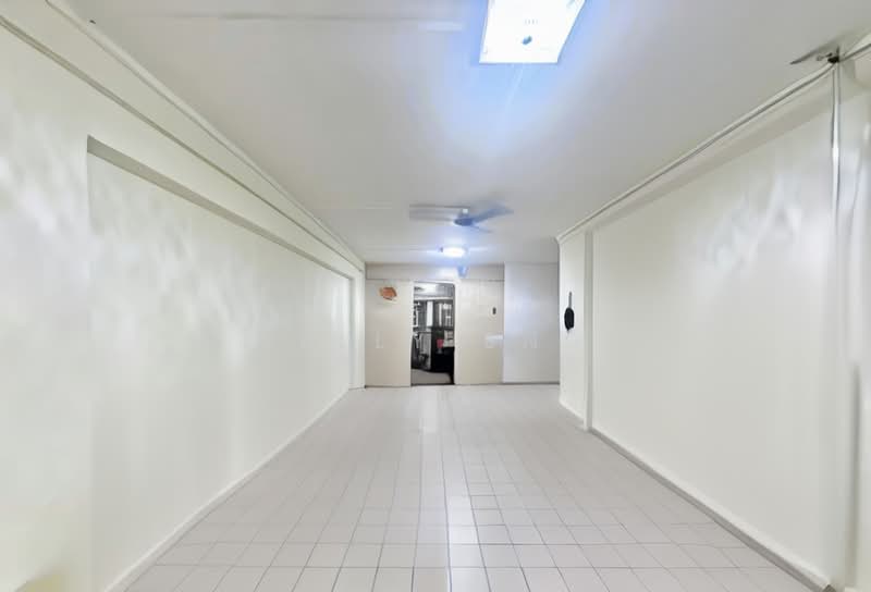 781 Yishun Ring Road, 781 Yishun Ring Road, 3 Bedrooms, 1,130 sqft, HDB Flat For Sale, by Kelly Sng, 500117104 - Living room - PropertyGuru.com.sg