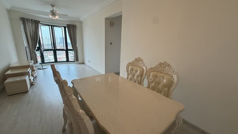 Fortune Jade, 501 Dunman Road, 3 Bedrooms, 1,216 sqft, Apartment For Rent, by Peh Wee Tong, 500117111 - Living Room - PropertyGuru.com.sg
