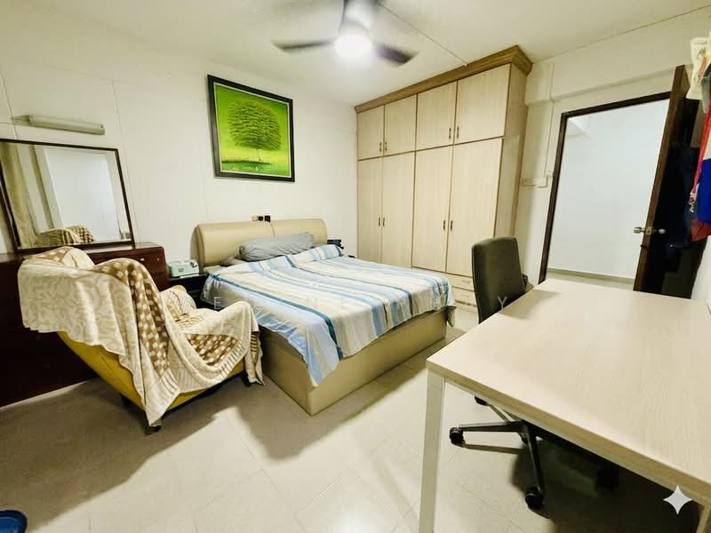 249 Choa Chu Kang Avenue 2, 249 Choa Chu Kang Avenue 2, 4 Bedrooms, 1,335 sqft, HDB Flat For Sale, by Regine Phay, 500117121 - Bedroom - PropertyGuru.com.sg