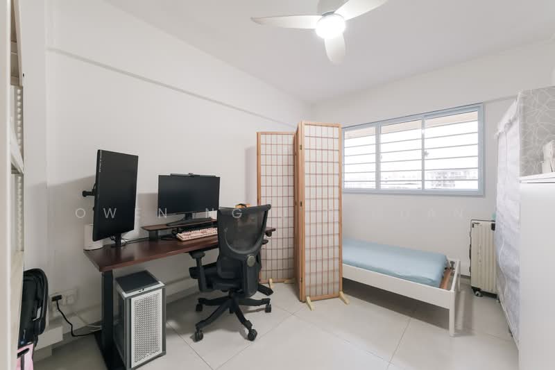 662 Yishun Avenue 4, 662 Yishun Avenue 4, 3 Bedrooms, 1,119 sqft, HDB Flat For Sale, by Owen Ng Jin Guan, 500117123 - Study - PropertyGuru.com.sg