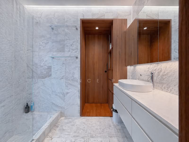 Zenith @ Zion, 60 Zion Road, 2 Bedrooms, 775 sqft, Apartment For Sale, by Torance Paul, 500117154 - Bathroom - PropertyGuru.com.sg