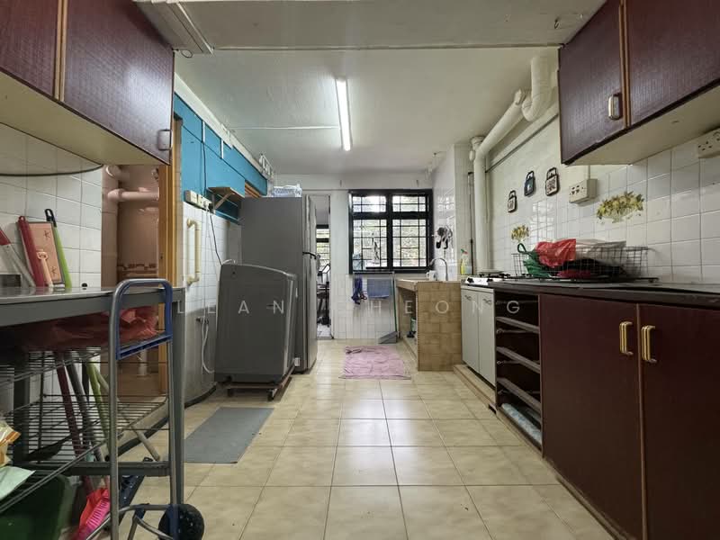 9 Holland Avenue, 9 Holland Avenue, 2 Bedrooms, 785 sqft, HDB Flat For Sale, by Lean Cheong, 500117170 - Kitchen - PropertyGuru.com.sg