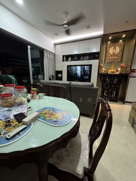 Alex Residences, 28 Alexandra View, 3 Bedrooms, 1,023 sqft, Apartment For Sale, by Dennis Soon, 500117171 - Living Room - PropertyGuru.com.sg