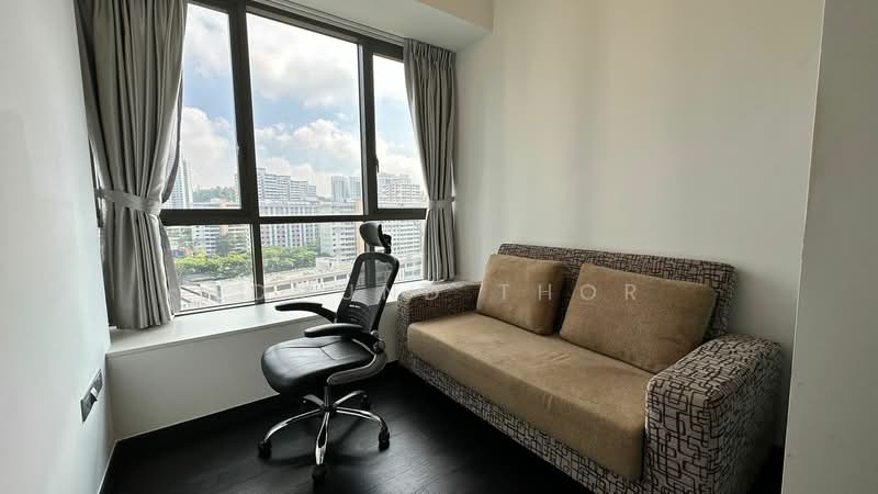 Skyline Residences, 612 Telok Blangah Road, 2 Bedrooms, 829 sqft, Condominium For Sale, by Edmund Thor, 500117173 - Living Room - PropertyGuru.com.sg