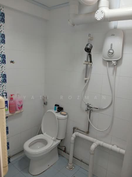 104 Potong Pasir Avenue 1, 104 Potong Pasir Avenue 1, Studio, 797 sqft, HDB Flat For Sale, by Yati Rozman, 500117177 - Bathroom - PropertyGuru.com.sg