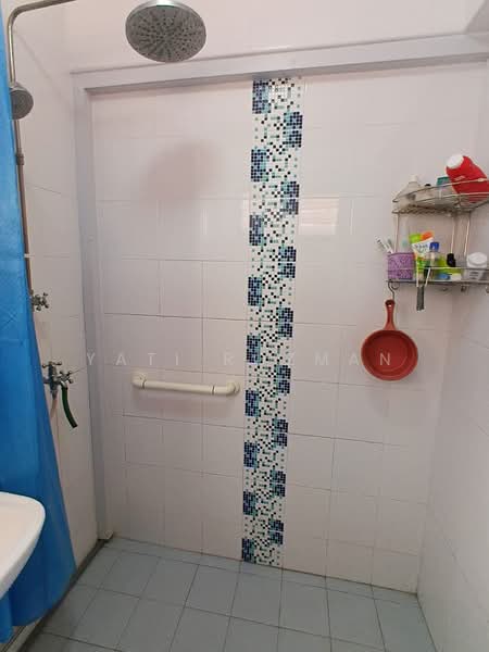 104 Potong Pasir Avenue 1, 104 Potong Pasir Avenue 1, Studio, 797 sqft, HDB Flat For Sale, by Yati Rozman, 500117177 - Bathroom - PropertyGuru.com.sg