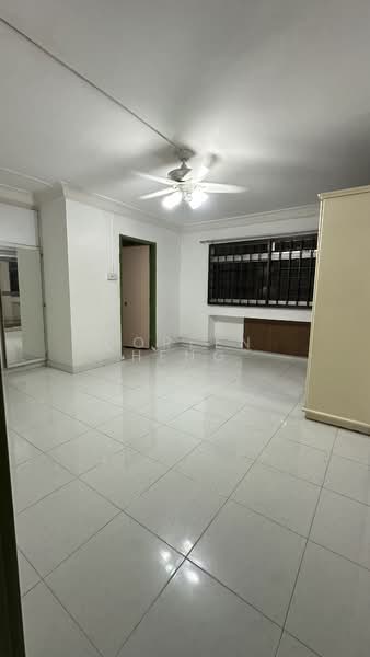 235 Pasir Ris Street 21, 235 Pasir Ris Street 21, 4 Bedrooms, 1,582 sqft, HDB Flat For Sale, by Doreen Heng, 500117179 - Living Room - PropertyGuru.com.sg