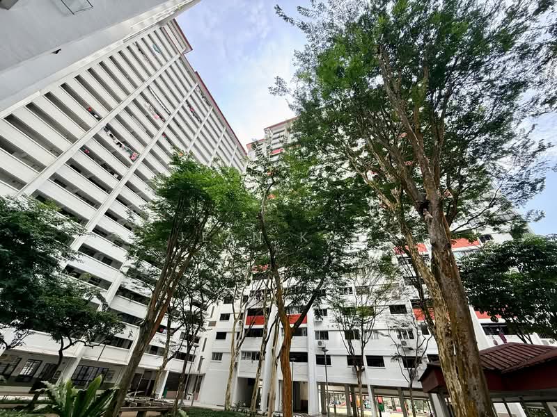 11 Holland Drive, 11 Holland Drive, 3 Bedrooms, 947 sqft, HDB Flat For Sale, by Jean Koh, 500117181 - Exterior - PropertyGuru.com.sg