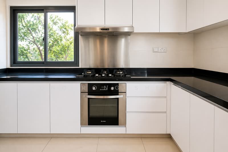 Waterfront Isle, 732 Bedok Reservoir Road, 2 Bedrooms, 904 sqft, Condominium For Rent, by Ong Rong Sheng, 500117187 - Kitchen - PropertyGuru.com.sg