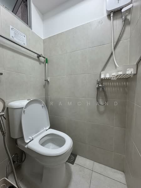 Whitewater, 23 Pasir Ris Street 72, Room Rental, 140 sqft, Executive Condominium For Rent, by S. Pramchand, 500117191 - Bathroom - PropertyGuru.com.sg