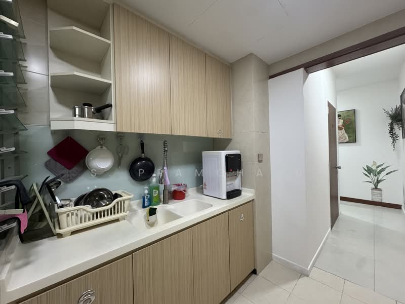 Whitewater, 23 Pasir Ris Street 72, Room Rental, 100 sqft, Executive Condominium For Rent, by S. Pramchand, 500117195 - Kitchen - PropertyGuru.com.sg