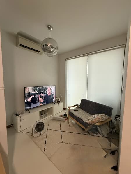 iSuites @ Tani, 2 Jalan Tani, Studio, 420 sqft, Apartment For Rent, by Daphne Tan, 500117198 - Living Room - PropertyGuru.com.sg