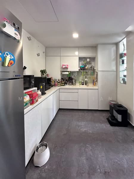 One K Green Lane, 1K Green Lane, 2 Bedrooms, 990 sqft, Condominium For Sale, by Margaret Tan, 500117201 - Kitchen - PropertyGuru.com.sg