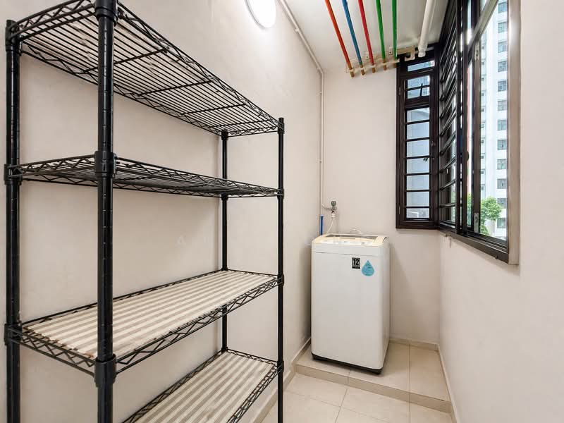 357C Admiralty Drive, 357C Admiralty Drive, 4 Bedrooms, 1,410 sqft, HDB Flat For Sale, by Andy Ong, 500117204 - Service Yard  (edited) - PropertyGuru.com.sg