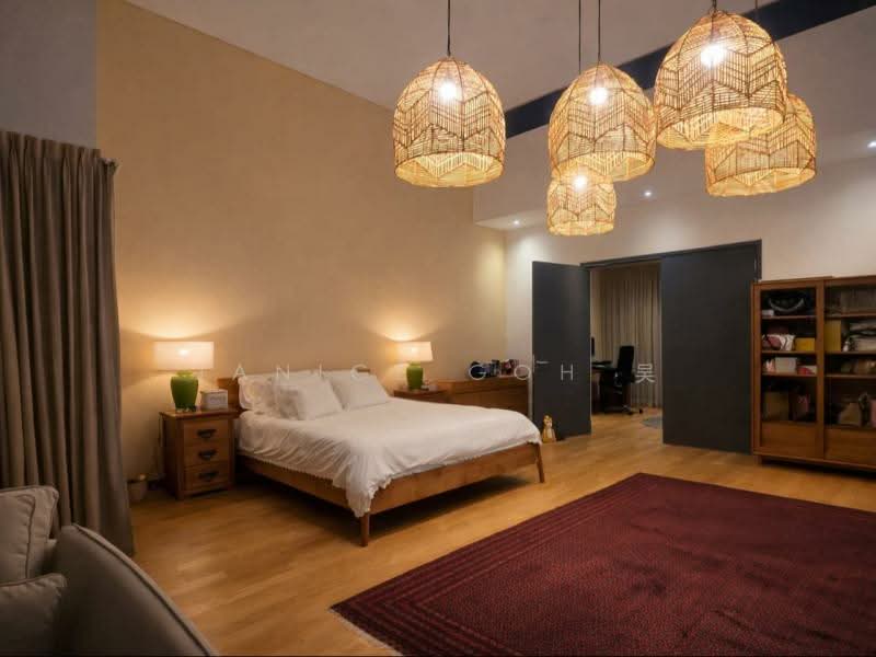 Gorgeous Frankel Home right out of a ID magazine, , 5 Bedrooms, 6,700 sqft, Semi-Detached House For Sale, by Janice Goh 吴, 500117208 - Bedroom - PropertyGuru.com.sg