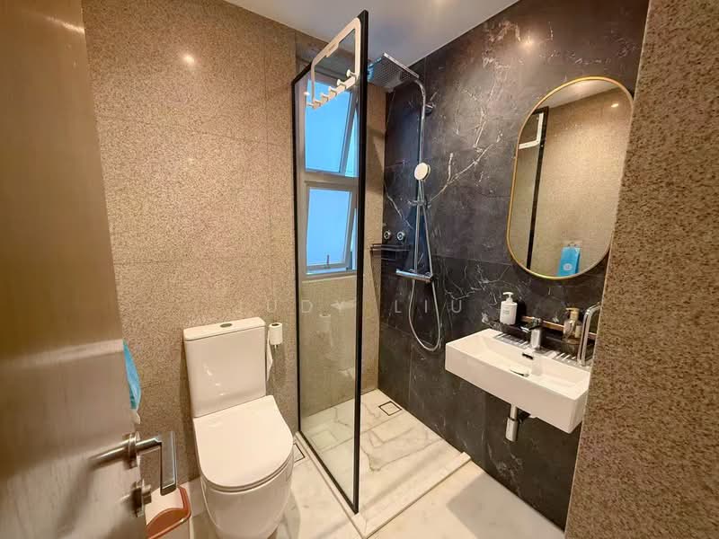 The Levelz, 38 Farrer Road, 2 Bedrooms, 1,284 sqft, Condominium For Rent, by Judy Liu, 500117215 - Bathroom - PropertyGuru.com.sg