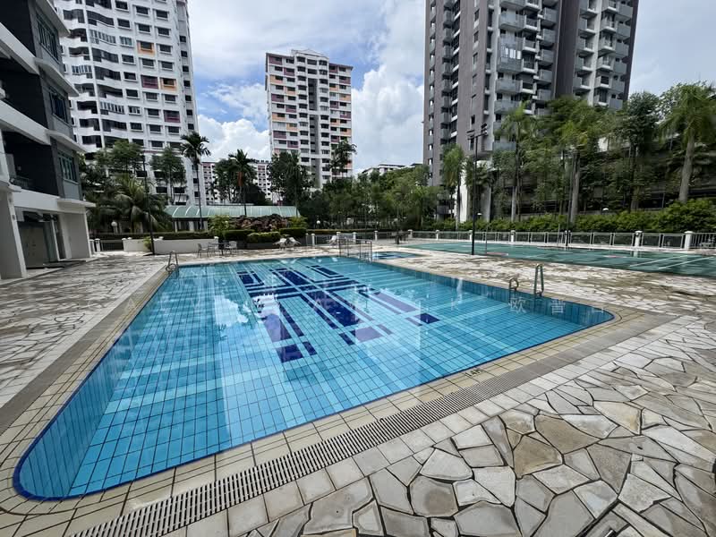Fortune Park, 109 Tampines Road, Room Rental, 100 sqft, Condominium For Rent, by Calvin Aw CK 欧晋吉, 500117219 - Pool - PropertyGuru.com.sg