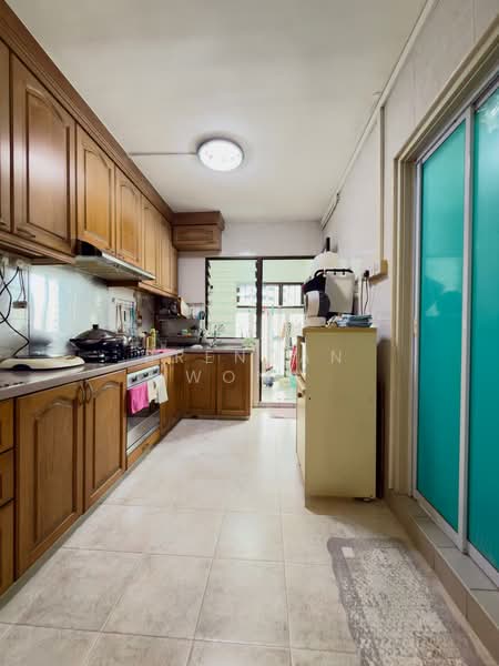 471 Sembawang Drive, 471 Sembawang Drive, 4 Bedrooms, 1,399 sqft, HDB Flat For Sale, by Brendan Wong, 500117224 - Kitchen - PropertyGuru.com.sg