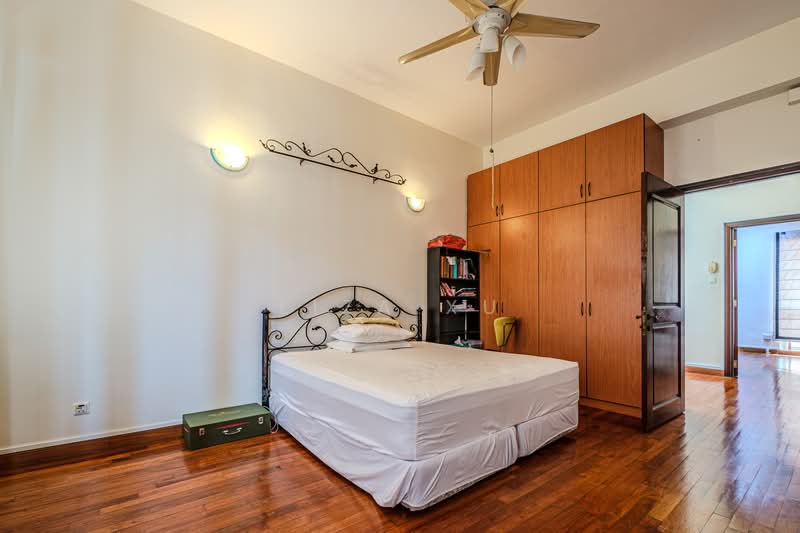 Mera Terrace, 51 Seagull Walk, 4 Bedrooms, 2,600 sqft, Terraced House For Sale, by Liza Xu, 500117226 - Bedroom - PropertyGuru.com.sg