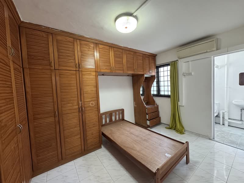 220 Yishun Street 21, 220 Yishun Street 21, 2 Bedrooms, 721 sqft, HDB Flat For Sale, by Tony Lee, 500117228 - Bedroom - PropertyGuru.com.sg