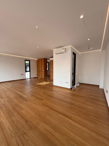 Impressive Architectural, Must View Brand New SiemiD near Holland V!, Grove Road / Holland Road / Hollland Grove Road, 6 Bedrooms, 5,300 sqft, Semi-Detached House For Sale, by Sharon Heng (王蔚惠), 500117231 - Interior - PropertyGuru.com.sg