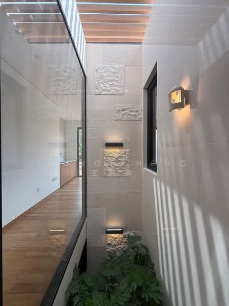 Impressive Architectural, Must View Brand New SiemiD near Holland V!, Grove Road / Holland Road / Hollland Grove Road, 6 Bedrooms, 5,300 sqft, Semi-Detached House For Sale, by Sharon Heng (王蔚惠), 500117231 - Interior - PropertyGuru.com.sg