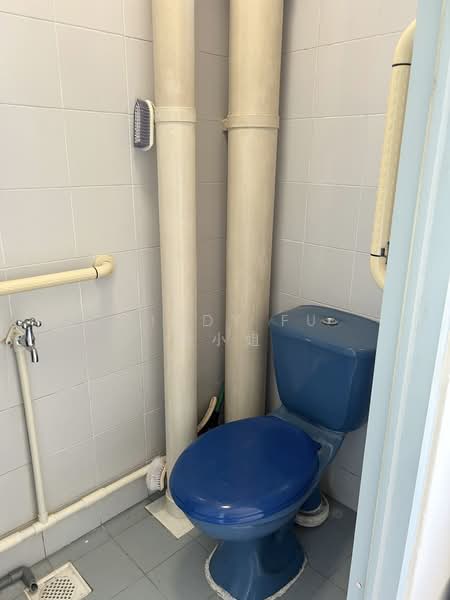 82 Commonwealth Close, 82 Commonwealth Close, Room Rental, 140 sqft, HDB Flat For Rent, by Cindy Fu 付小姐, 500117244 - Bathroom - PropertyGuru.com.sg