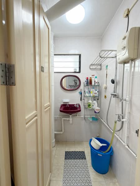 25 Sin Ming Road, 25 Sin Ming Road, 3 Bedrooms, 947 sqft, HDB Flat For Sale, by Aloysious Tan, 500117253 - Bathroom - PropertyGuru.com.sg