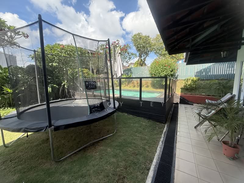 Shamrock Park, Namly Drive, 5 Bedrooms, 4,243 sqft, Semi-Detached House For Rent, by Nancy Tey, 500117254 - Garden - PropertyGuru.com.sg