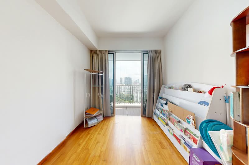 The Parc Condominium, 3 West Coast Walk, 3 Bedrooms, 1,292 sqft, Condominium For Sale, by Edwin Lee, 500117268 - Balcony - PropertyGuru.com.sg