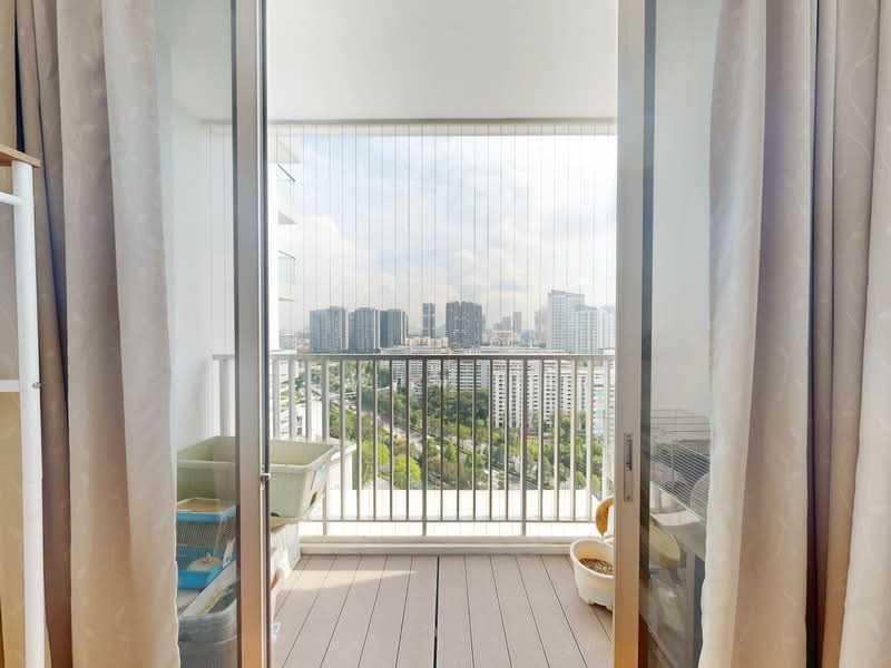 The Parc Condominium, 3 West Coast Walk, 3 Bedrooms, 1,292 sqft, Condominium For Sale, by Edwin Lee, 500117268 - Balcony - PropertyGuru.com.sg
