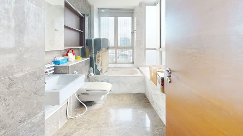 The Parc Condominium, 3 West Coast Walk, 3 Bedrooms, 1,292 sqft, Condominium For Sale, by Edwin Lee, 500117268 - Bathroom - PropertyGuru.com.sg