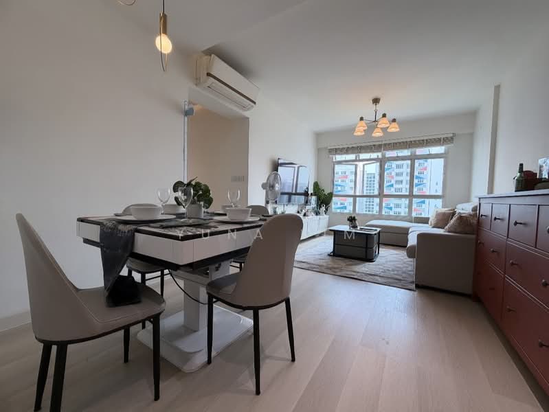 453D Fernvale Road, 453D Fernvale Road, 3 Bedrooms, 1,001 sqft, HDB Flat For Sale, by Yuna Lim, 500117273 - Living Room - PropertyGuru.com.sg