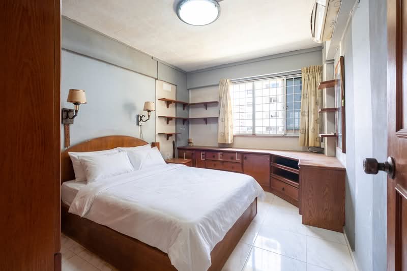 411 Hougang Avenue 10, 411 Hougang Avenue 10, 3 Bedrooms, 979 sqft, HDB Flat For Sale, by Carleel ., 500117281 - Bedroom - PropertyGuru.com.sg