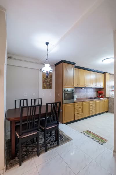 411 Hougang Avenue 10, 411 Hougang Avenue 10, 3 Bedrooms, 979 sqft, HDB Flat For Sale, by Carleel ., 500117281 - Kitchen - PropertyGuru.com.sg
