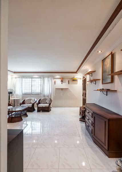 411 Hougang Avenue 10, 411 Hougang Avenue 10, 3 Bedrooms, 979 sqft, HDB Flat For Sale, by Carleel ., 500117281 - Living Room - PropertyGuru.com.sg